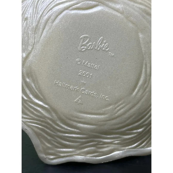 Hallmark Ornament Celebration Barbie Special '2001' - Picture 7 of 14